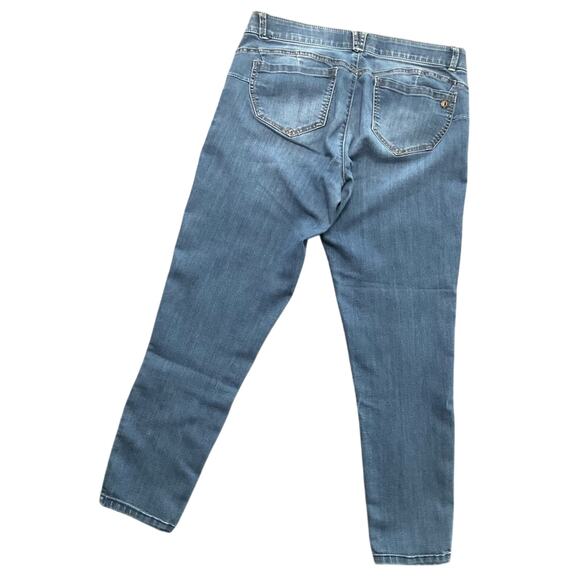 Democracy Ab Solution Classic Blue Women's Crop Jeans Size 12 - Picture 2 of 8